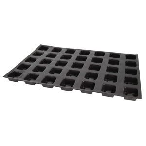 Moule à Savarins Carrés - 35 Empreintes - 56 x 56 mm