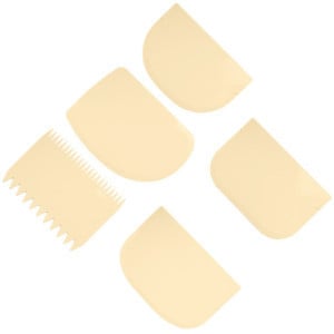 Ensemble de 4 Cornes et 1 Peigne