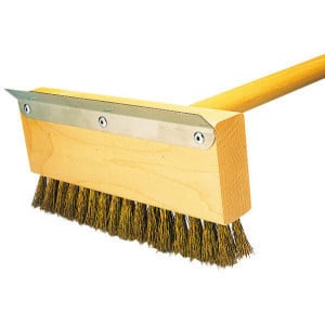 Brosse-Grattoir à Four avec Manche