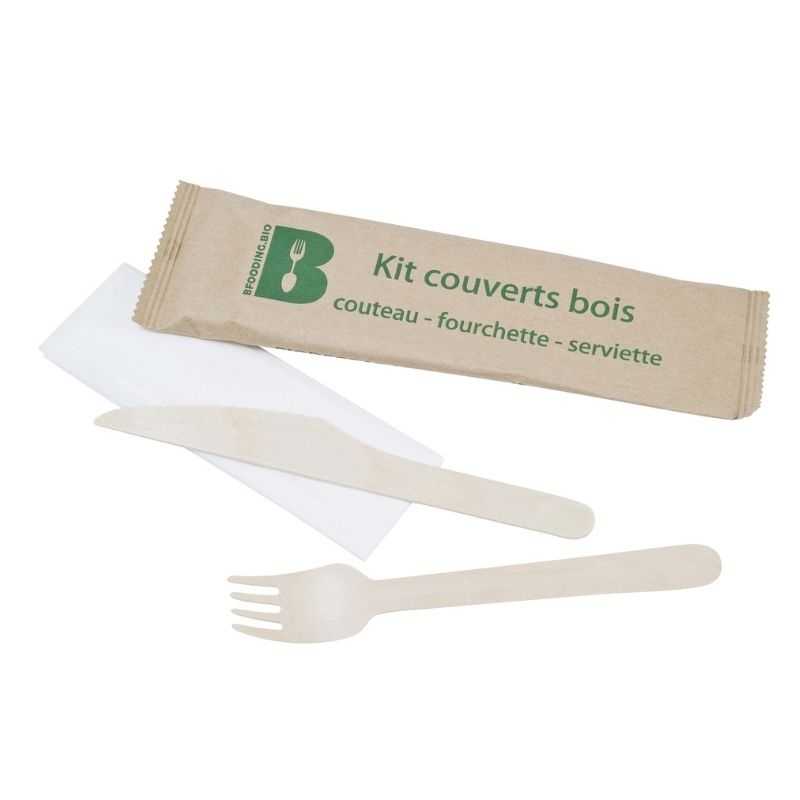 Couverts jetables couteau fourchette cuillère et serviettes