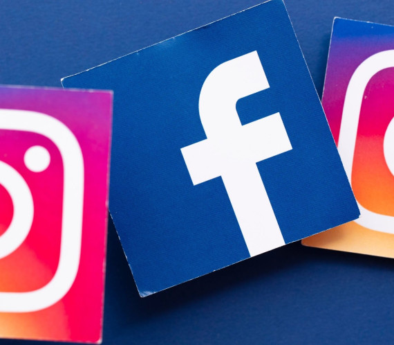 Logo Facebook et Instagram