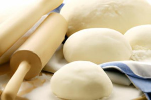 Dough for bread or pizza (1)