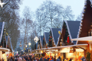 christmas-market-1060516_960_720