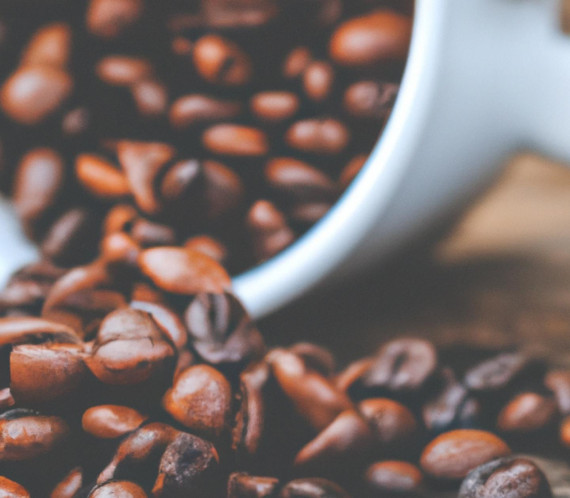 Tasse avec grains de café