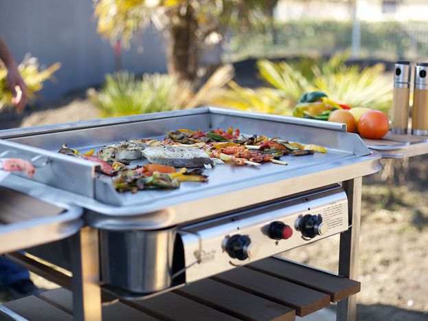 La plancha au jardin