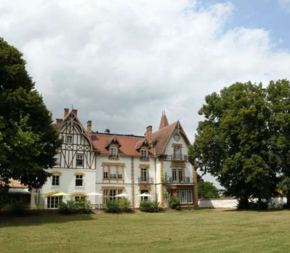Château / maison de retraite Pavonis Santé