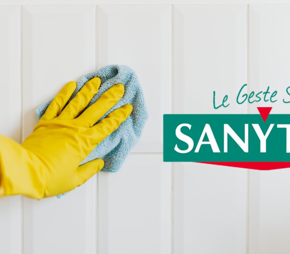 Gant de ménage, lavette et logo Sanytol