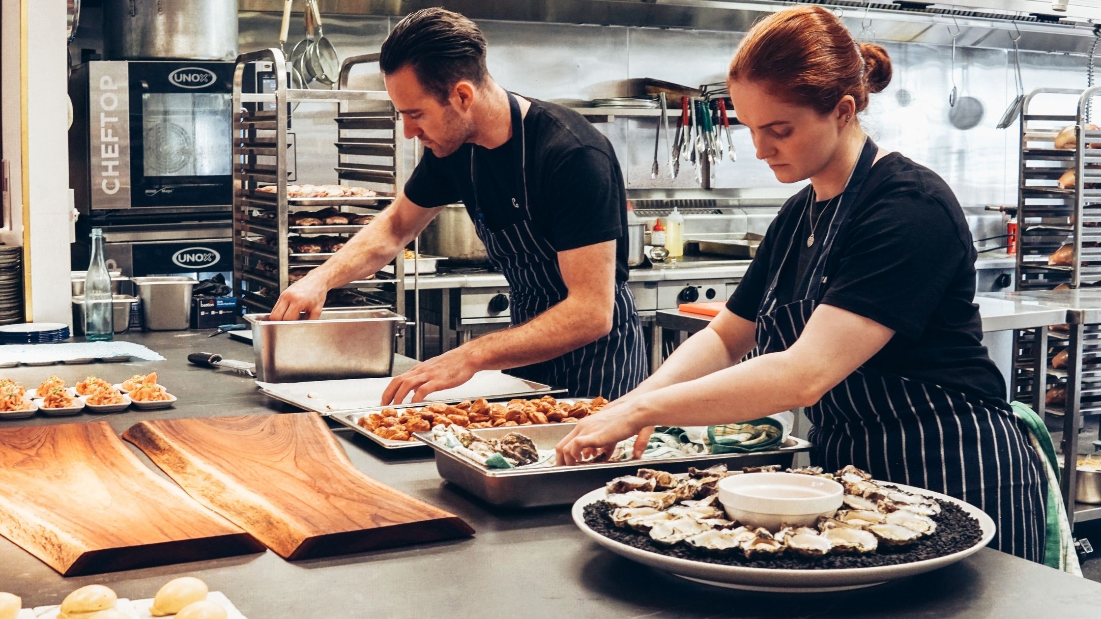 Focus sur les conteneurs de transport isothermes de bacs gastronomiques