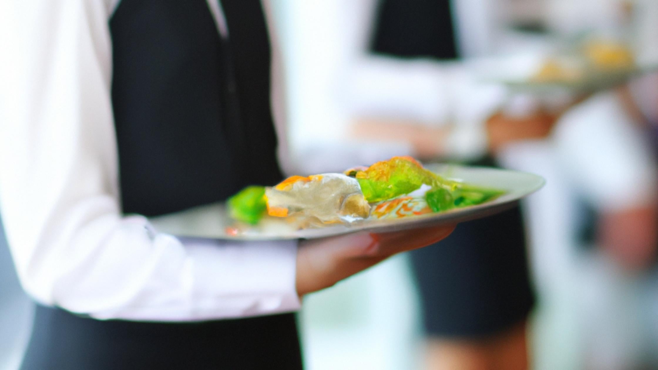 L’hôtellerie et la restauration : un vivier d’emploi pour les jeunes