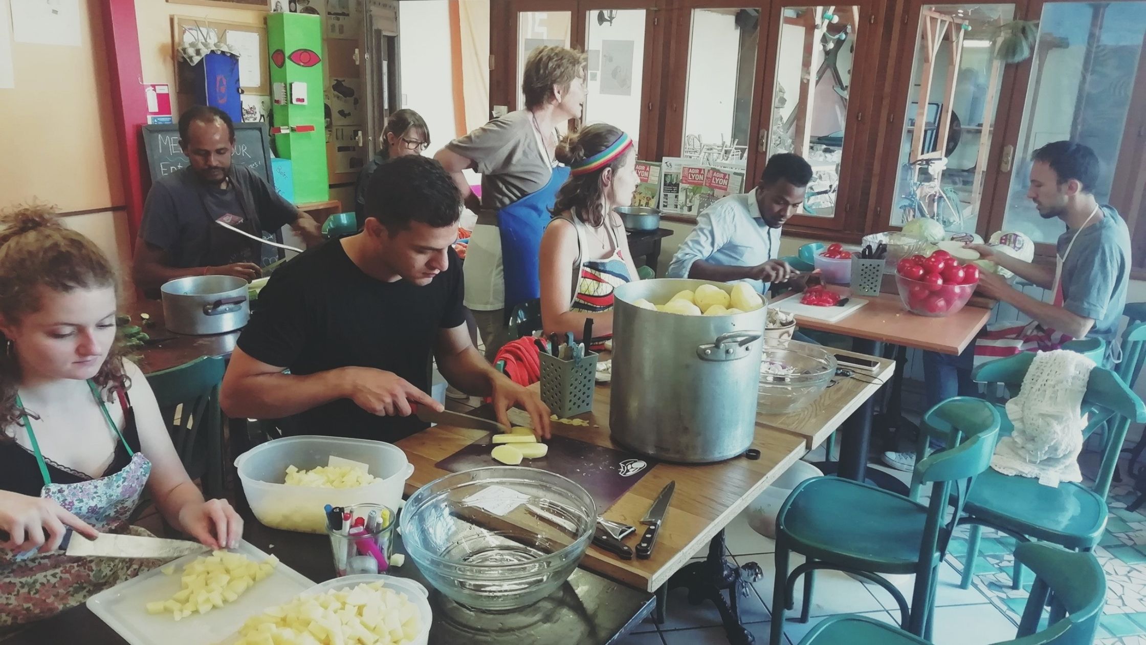 ERIS : cuisine d’ici et d’ailleurs