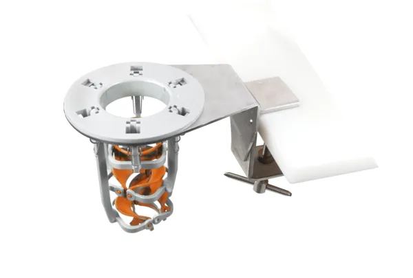 Eplucheur à Carottes avec Serre-Joint - Ø 6 cm